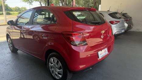 CHEVROLET Onix Hatch 1.4 4P FLEX LT, Foto 4