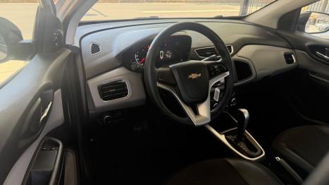 CHEVROLET Onix Hatch 1.4 4P FLEX ADVANTAGE AUTOM�TICO, Foto 7