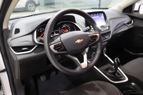 CHEVROLET Onix Hatch 1.0 12V 4P FLEX LT TURBO, Foto 4