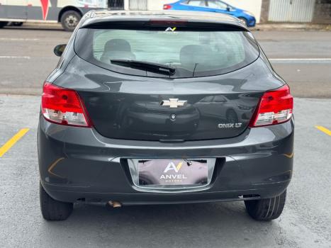 CHEVROLET Onix Hatch 1.0 4P FLEX LT, Foto 4