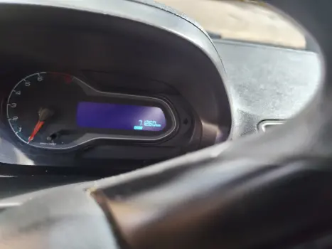 CHEVROLET Onix Hatch 1.4 4P FLEX LT, Foto 2