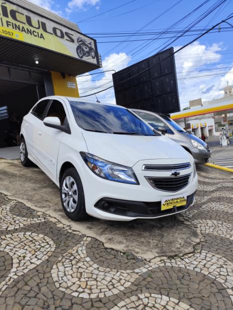 CHEVROLET Onix Hatch 1.4 4P FLEX LT, Foto 6