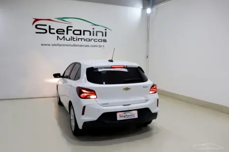 CHEVROLET Onix Hatch 1.0 12V 4P FLEX LTZ TURBO, Foto 13