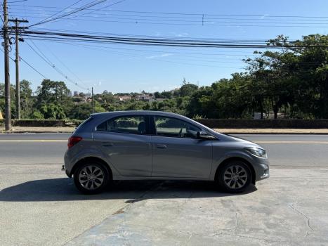 CHEVROLET Onix Hatch 1.0 4P FLEX JOY BLACK, Foto 5