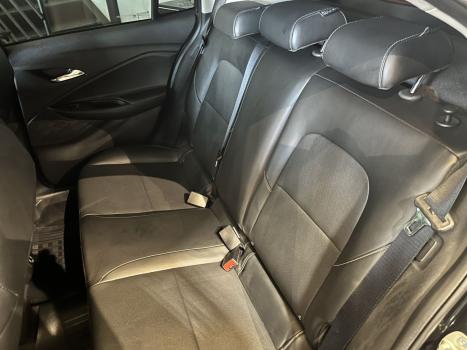 CHEVROLET Onix Hatch 1.0 12V 4P FLEX PREMIER 2 TURBO AUTOM�TICO, Foto 8