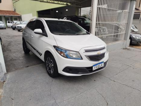 CHEVROLET Onix Hatch 1.4 4P FLEX LT, Foto 3