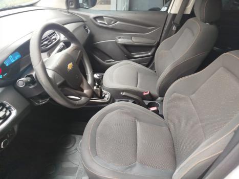 CHEVROLET Onix Hatch 1.4 4P FLEX LT, Foto 9