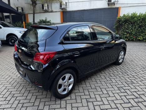 CHEVROLET Onix Hatch 1.4 4P FLEX LT, Foto 5