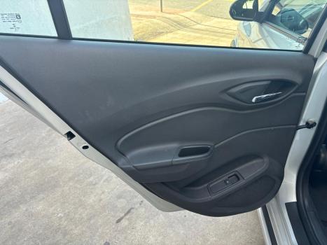 CHEVROLET Onix Hatch 1.4 4P FLEX ACTIV AUTOM�TICO, Foto 15