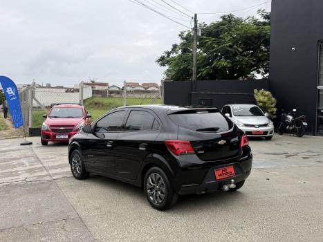 CHEVROLET Onix Hatch 1.4 4P FLEX ADVANTAGE AUTOM�TICO, Foto 8