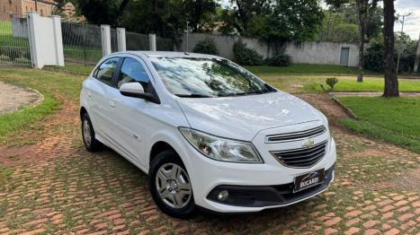 CHEVROLET Onix Hatch 1.0 4P FLEX LT, Foto 1