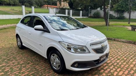CHEVROLET Onix Hatch 1.0 4P FLEX LT, Foto 4