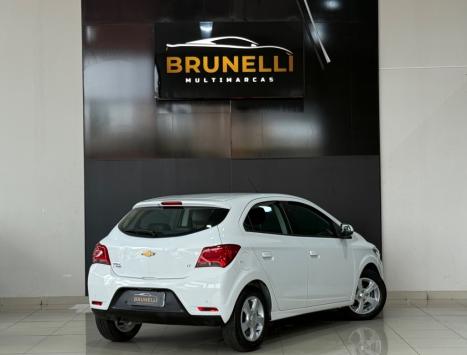 CHEVROLET Onix Hatch 1.4 4P FLEX LT AUTOM�TICO, Foto 3