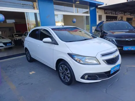 CHEVROLET Onix Hatch 1.4 4P FLEX LTZ, Foto 1