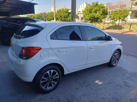 CHEVROLET Onix Hatch 1.4 4P FLEX LTZ, Foto 2