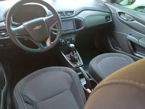 CHEVROLET Onix Hatch 1.4 4P FLEX LTZ, Foto 5