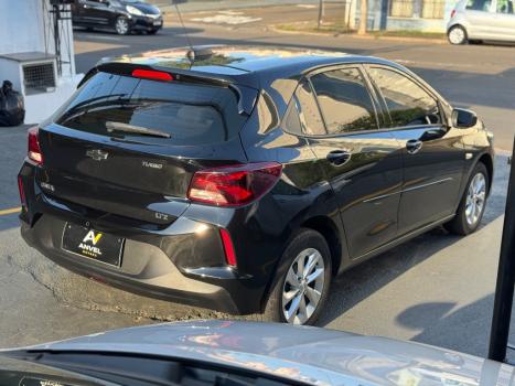 CHEVROLET Onix Hatch 1.0 12V 4P FLEX LTZ TURBO, Foto 6