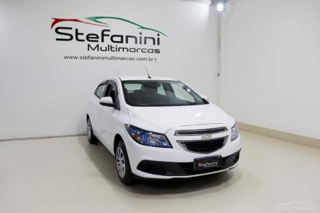 CHEVROLET Onix Hatch 1.4 4P FLEX LT AUTOM�TICO, Foto 3