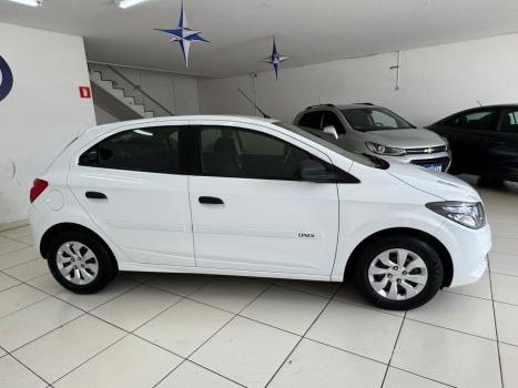 CHEVROLET Onix Hatch 1.0 4P FLEX JOY, Foto 5