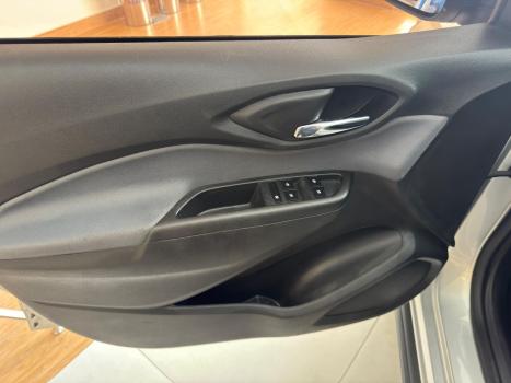 CHEVROLET Onix Hatch 1.4 4P FLEX ACTIV AUTOM�TICO, Foto 7