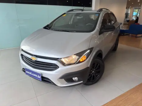 CHEVROLET Onix Hatch 1.4 4P FLEX ACTIV AUTOM�TICO, Foto 3