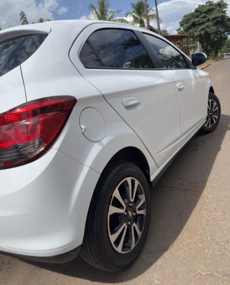 CHEVROLET Onix Hatch 1.4 4P FLEX LTZ, Foto 3
