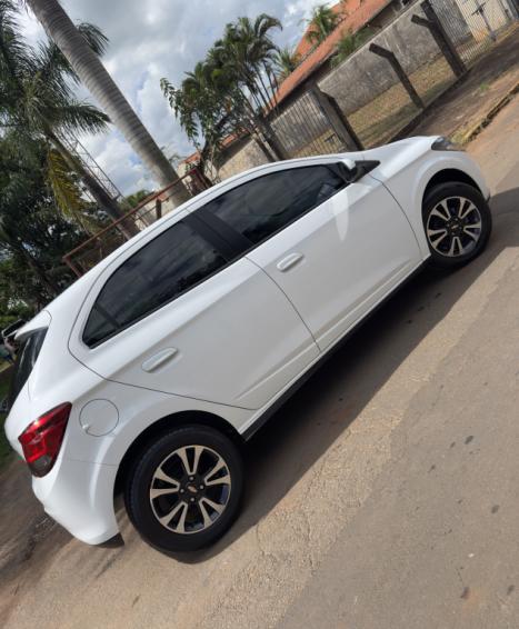 CHEVROLET Onix Hatch 1.4 4P FLEX LTZ, Foto 5