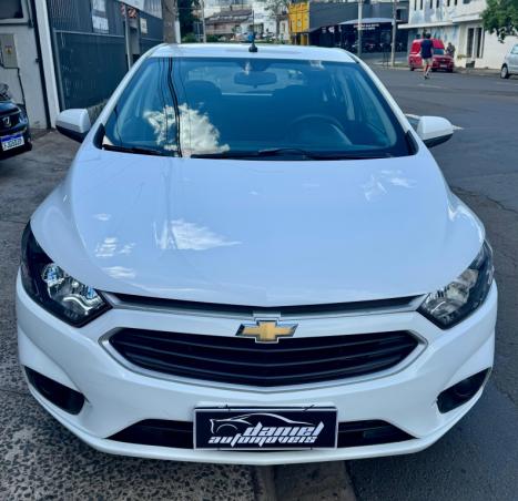 CHEVROLET Onix Hatch 1.0 4P FLEX LT2, Foto 2