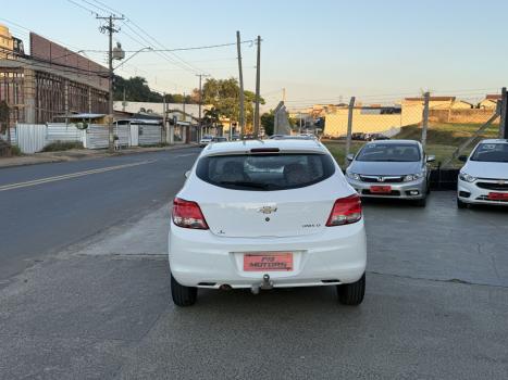 CHEVROLET Onix Hatch 1.0 12V 4P FLEX LT, Foto 6