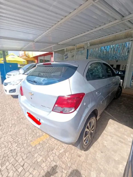 CHEVROLET Onix Hatch 1.4 4P FLEX LTZ, Foto 5