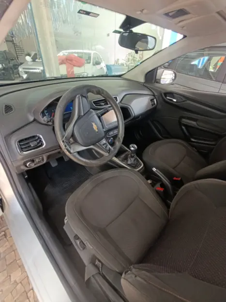 CHEVROLET Onix Hatch 1.4 4P FLEX LTZ, Foto 9