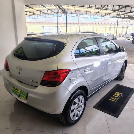 CHEVROLET Onix Hatch 1.4 4P FLEX LT, Foto 10