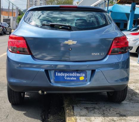 CHEVROLET Onix Hatch 1.0 4P FLEX LT LOLLAPALOOZA, Foto 5
