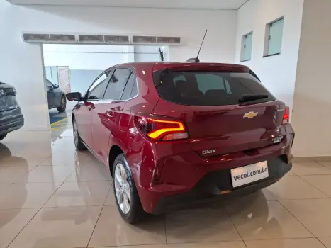 CHEVROLET Onix Hatch 1.0 12V 4P FLEX PREMIER TURBO AUTOM�TICO, Foto 11