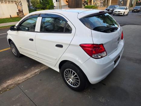 CHEVROLET Onix Hatch 1.0 4P FLEX LS, Foto 5