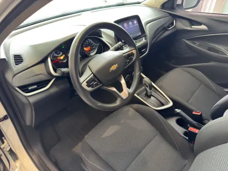 CHEVROLET Onix Hatch 1.0 12V 4P FLEX LT TURBO AUTOM�TICO, Foto 4