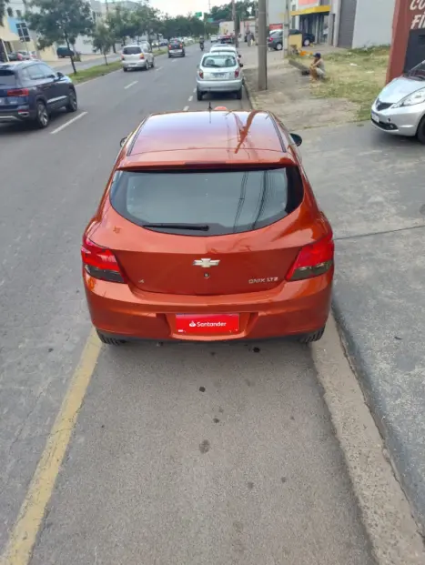 CHEVROLET Onix Hatch 1.4 4P FLEX LTZ, Foto 3