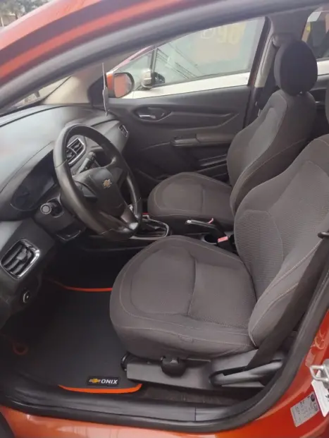 CHEVROLET Onix Hatch 1.4 4P FLEX LTZ, Foto 11