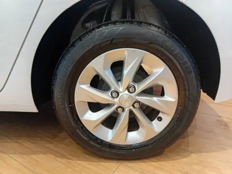 CHEVROLET Onix Hatch 1.0 12V 4P FLEX LTZ TURBO, Foto 8