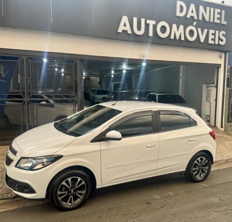 CHEVROLET Onix Hatch 1.4 4P FLEX LTZ, Foto 3