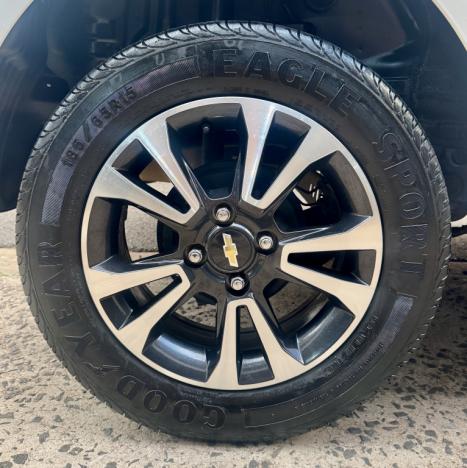 CHEVROLET Onix Hatch 1.4 4P FLEX LTZ, Foto 13