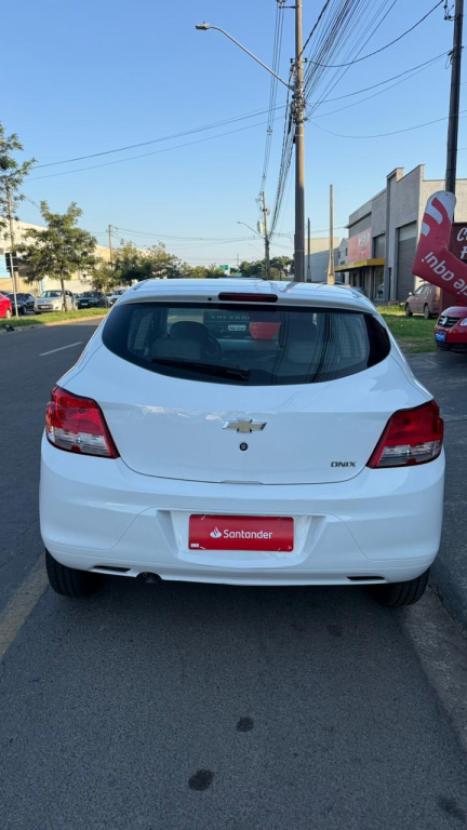 CHEVROLET Onix Hatch 1.0 4P FLEX LS, Foto 6