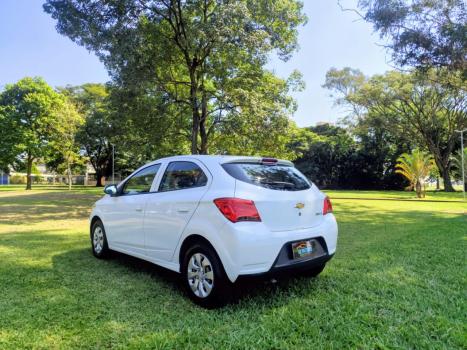 CHEVROLET Onix Hatch 1.0 4P FLEX LT LOLLAPALOOZA, Foto 8