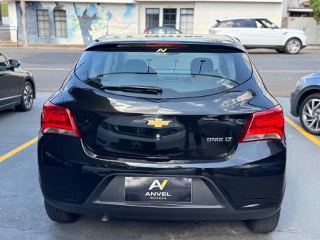 CHEVROLET Onix Hatch 1.0 4P FLEX LT, Foto 4