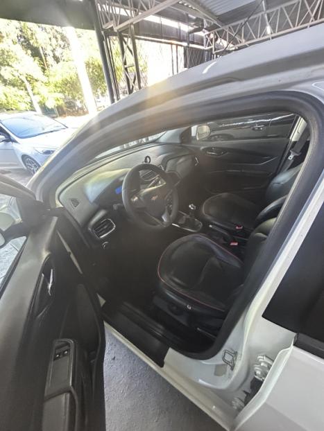 CHEVROLET Onix Hatch 1.4 4P FLEX LT, Foto 8