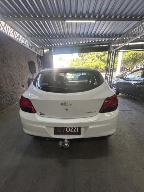 CHEVROLET Onix Hatch 1.4 4P FLEX LT, Foto 4