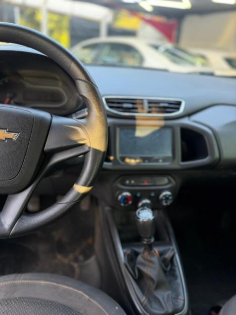 CHEVROLET Onix Hatch 1.4 4P FLEX LT, Foto 5
