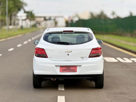 CHEVROLET Onix Hatch 1.4 4P FLEX LT, Foto 5