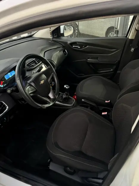 CHEVROLET Onix Hatch 1.4 4P FLEX LT, Foto 10