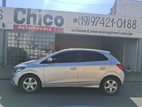 CHEVROLET Onix Hatch 1.4 4P FLEX LT, Foto 2